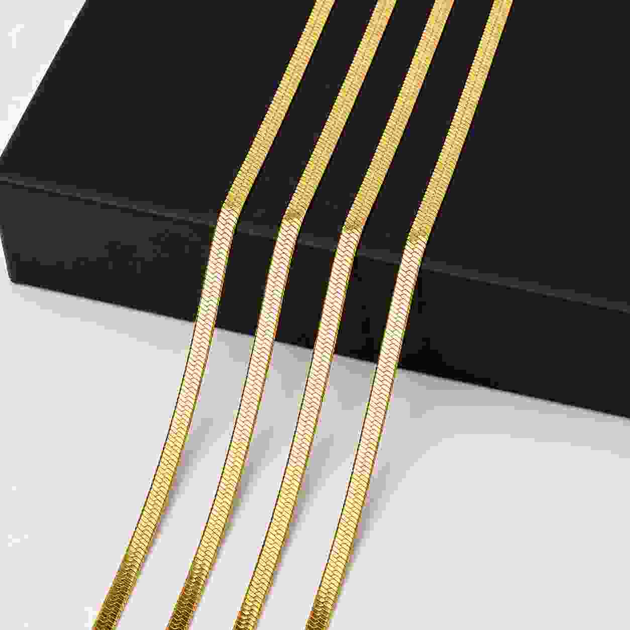 (৪ পিস) দুই জোড়া – Luxury 18K Gold Plated Payel - Image 2